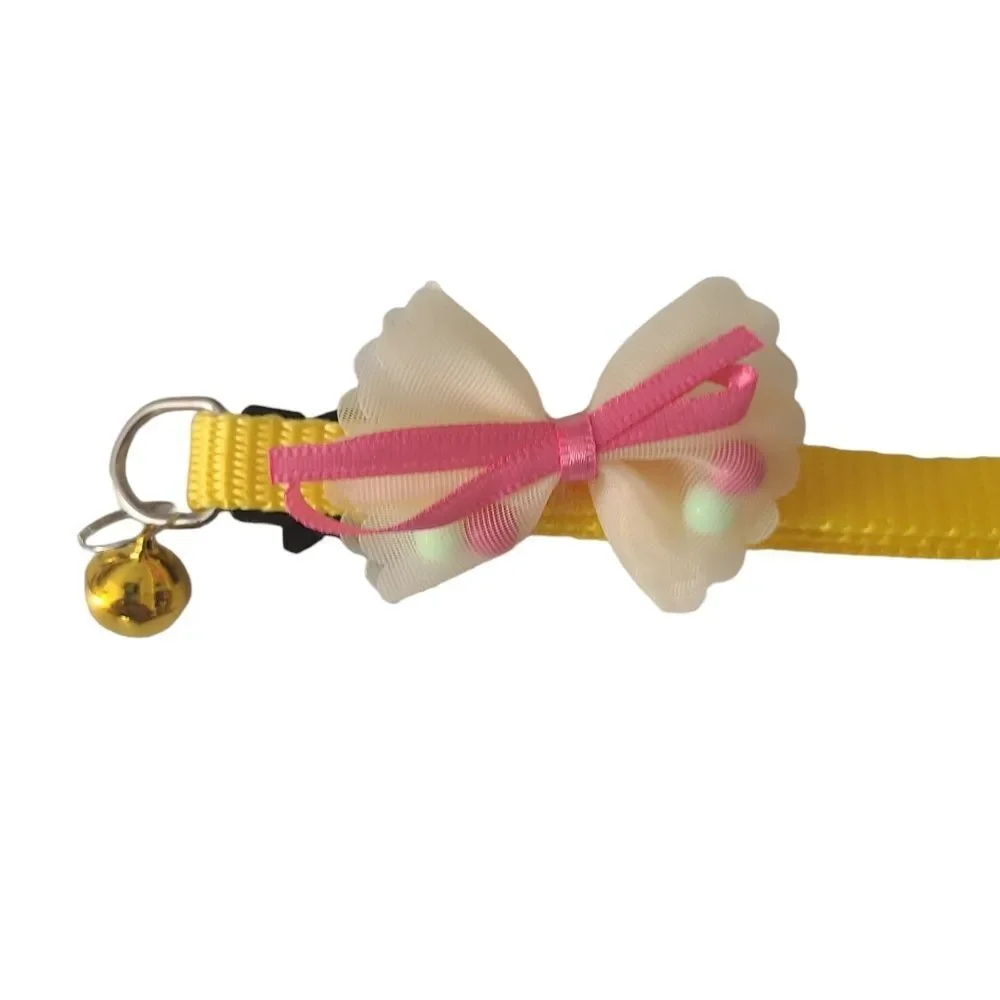 Breakaway Collar With‎ Bell Bow And Beads One Size Fits All Never Worn